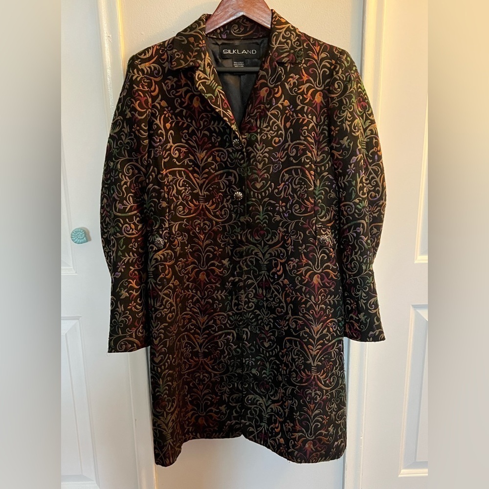 Silkland colorful jacquard coat